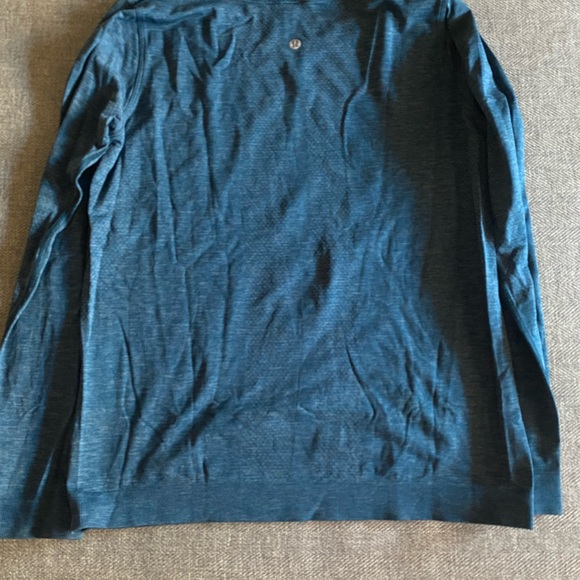 Lululemon LS shirt - Picture 3 of 8